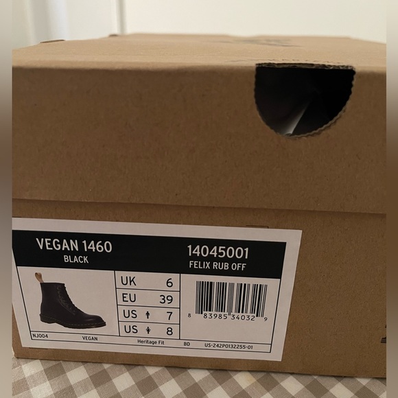 VEGAN 1460 FELIX LACE UP BOOTS with Marl Shoe laces - Picture 4 of 5